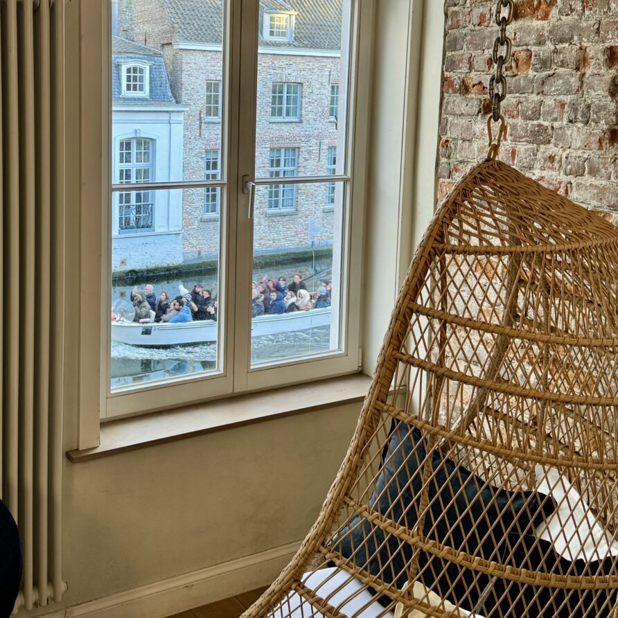 Canal Room